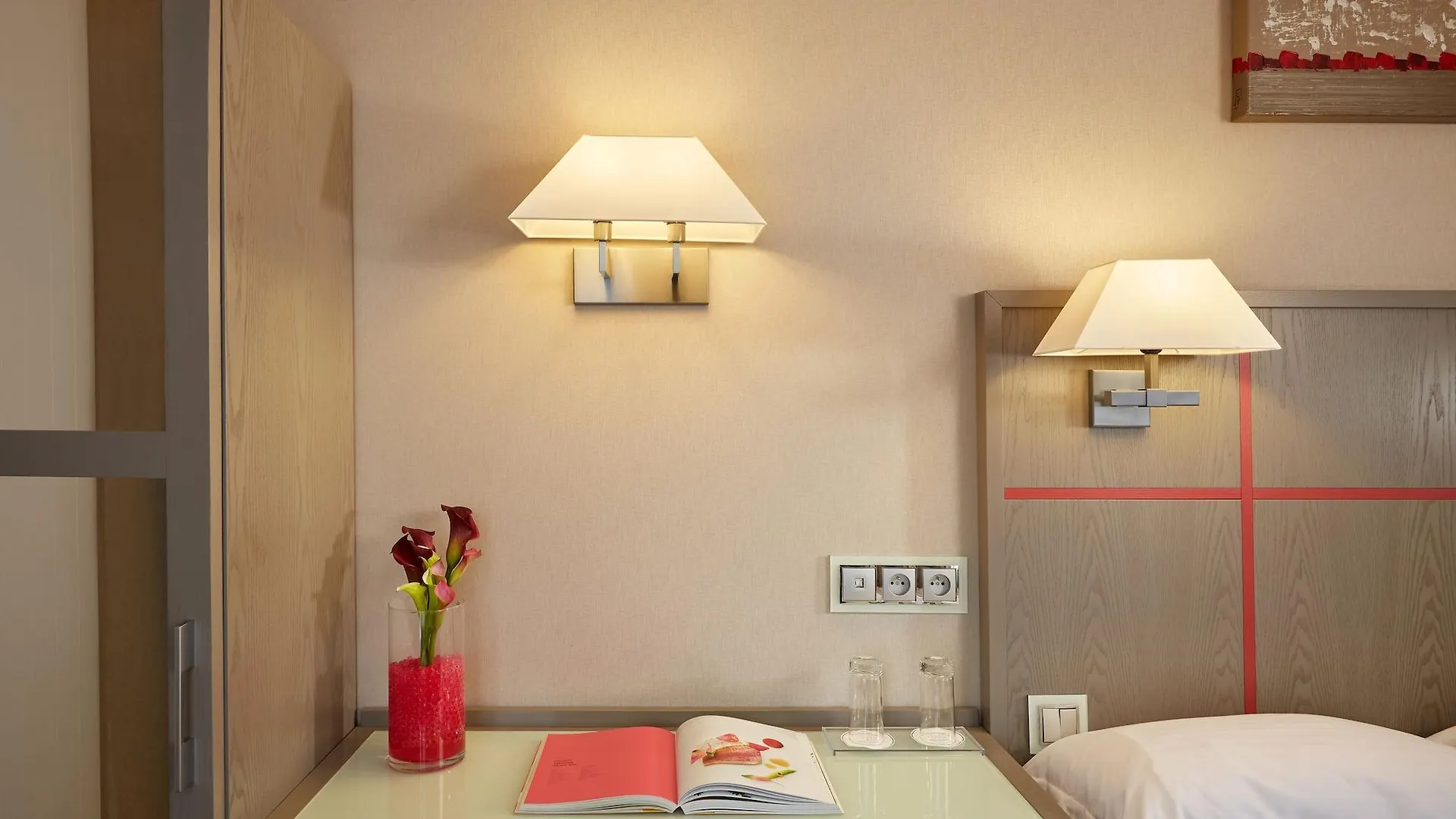 Hotel Alize Grenelle Tour Eiffel Paris