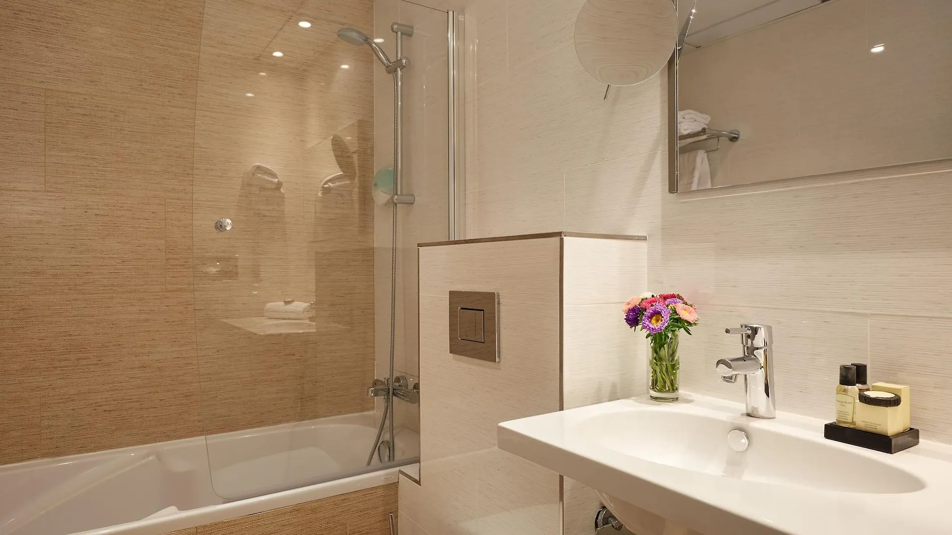 Hotel Alize Grenelle Tour Eiffel 3*