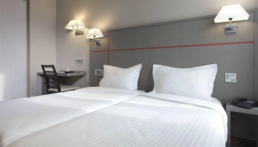 Alize Grenelle Tour Eiffel Hotel 3*